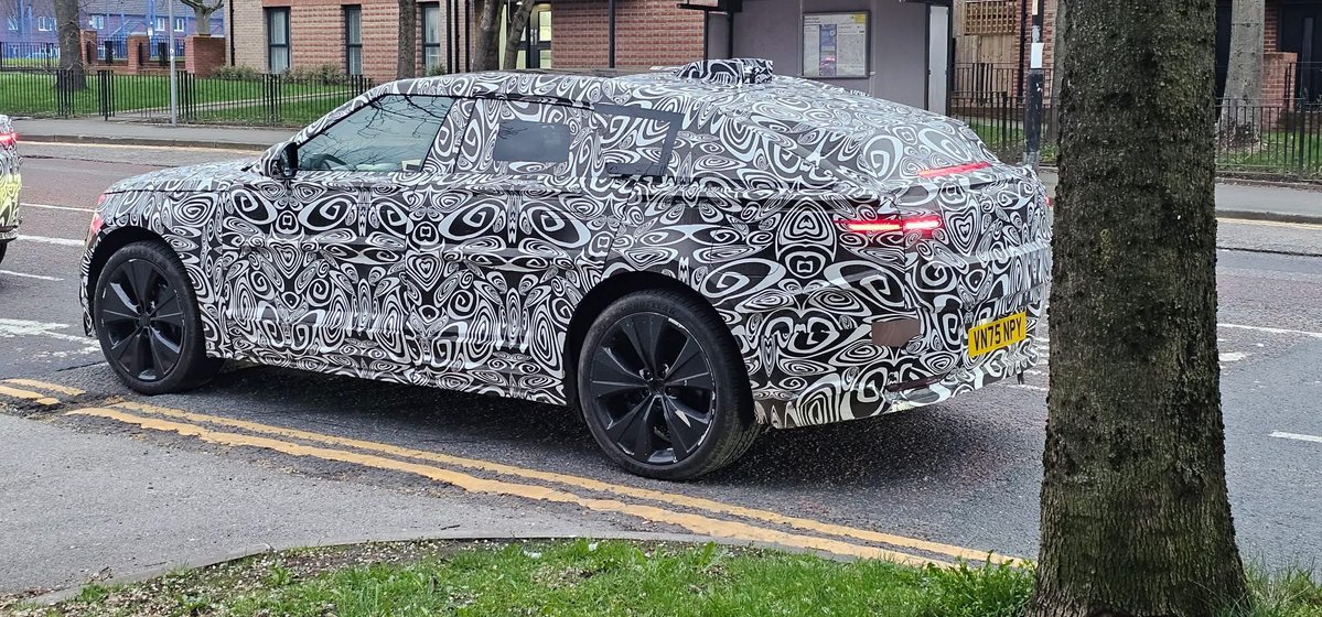 Lawrence Whittaker tweet media