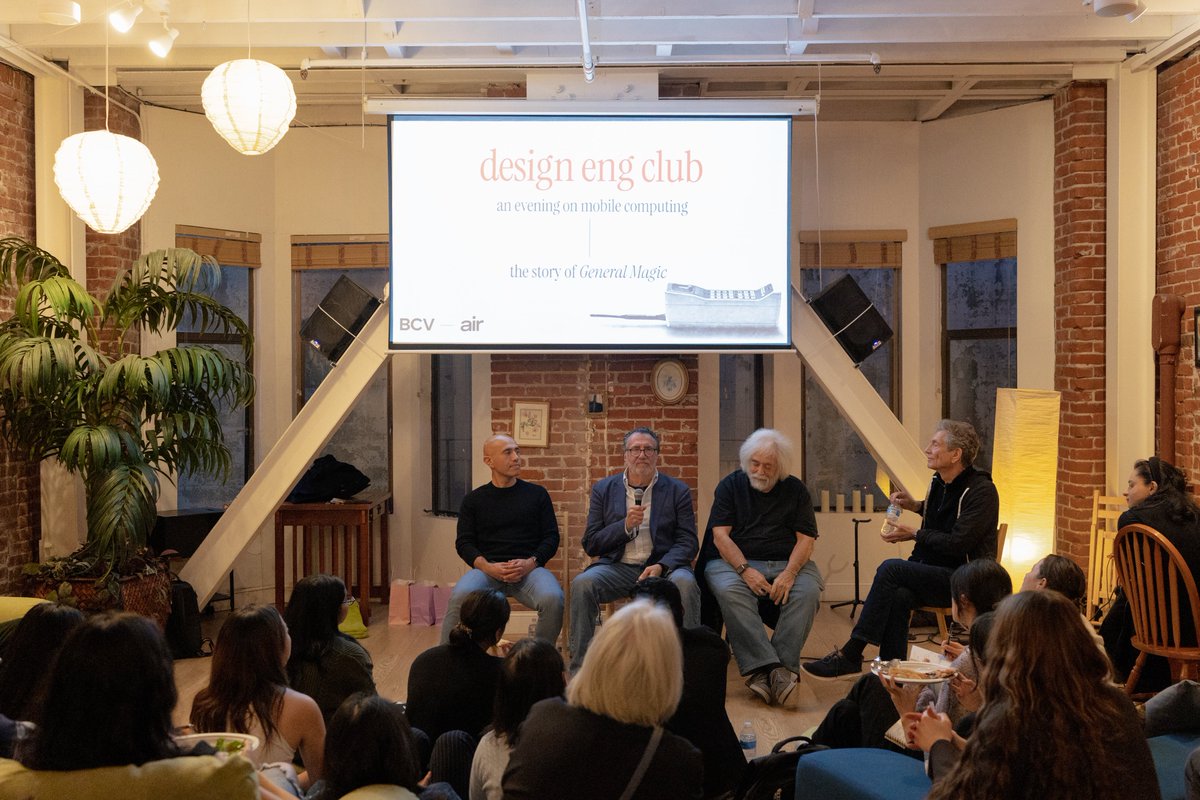 Amanda Huang tweet media