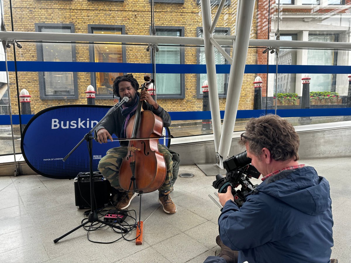 BuskInLondon tweet media