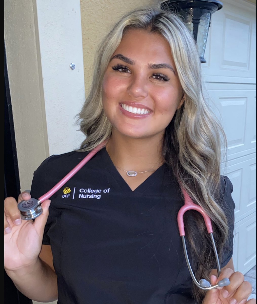 Unigo Scholarships tweet media