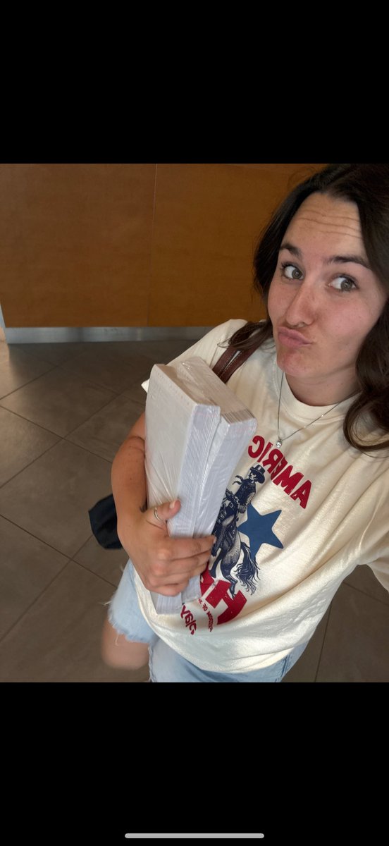 Susie Sullivan tweet media