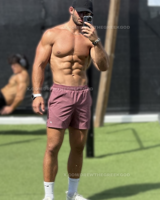 DrewTheGreekGod's tweet image. Thursday Abs check. What's good? #GymPhysique #AbsCheck #Flex