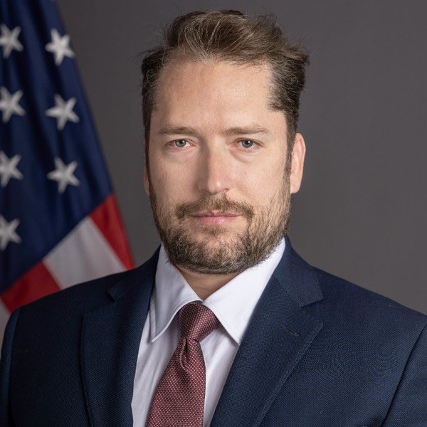 Direto da América tweet media