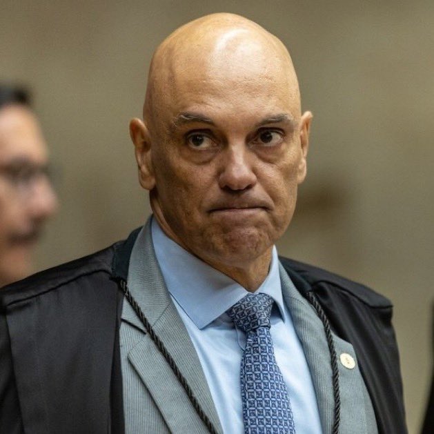 Direto da América tweet media