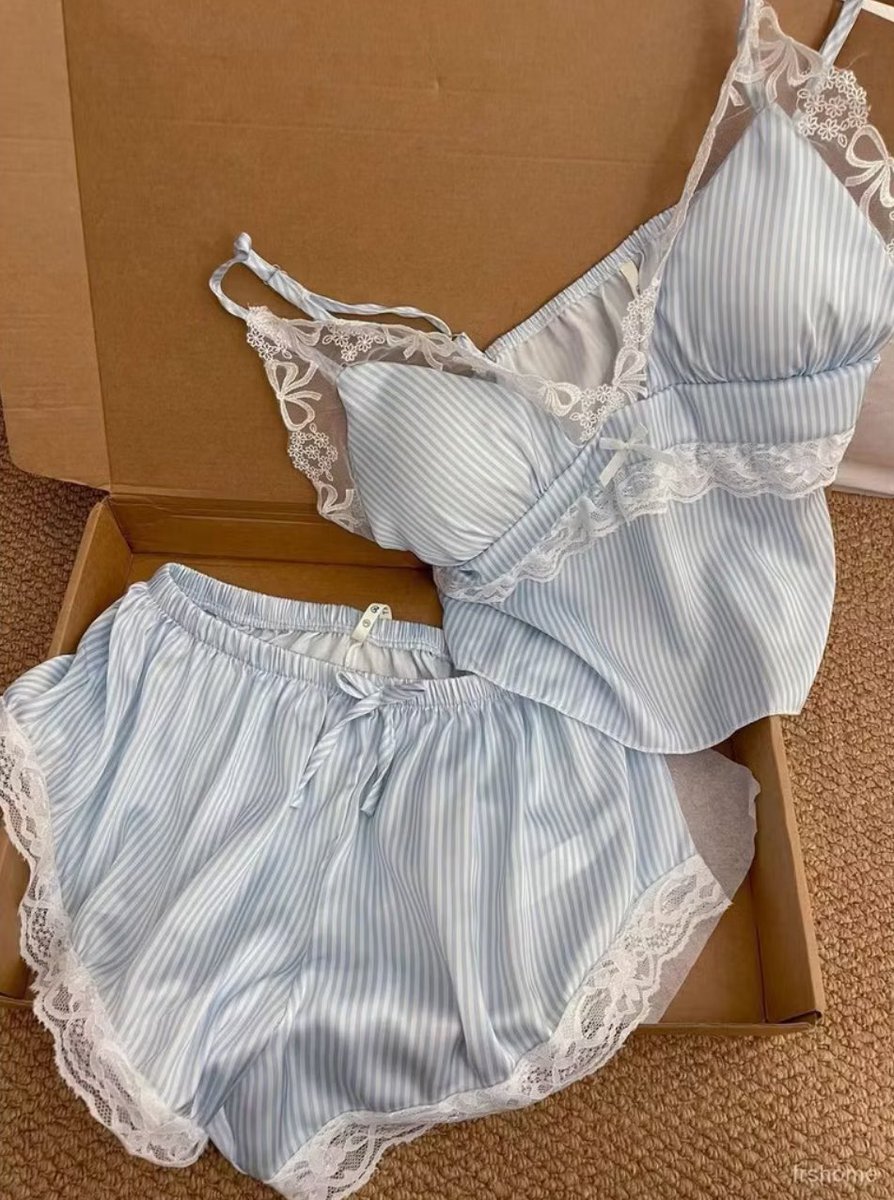 ProductRetjehan's tweet photo. Sexy and cute pajamas 😍💕

—https://t.co/M0q3vLO9sB https://t.co/gkzUziwi6M