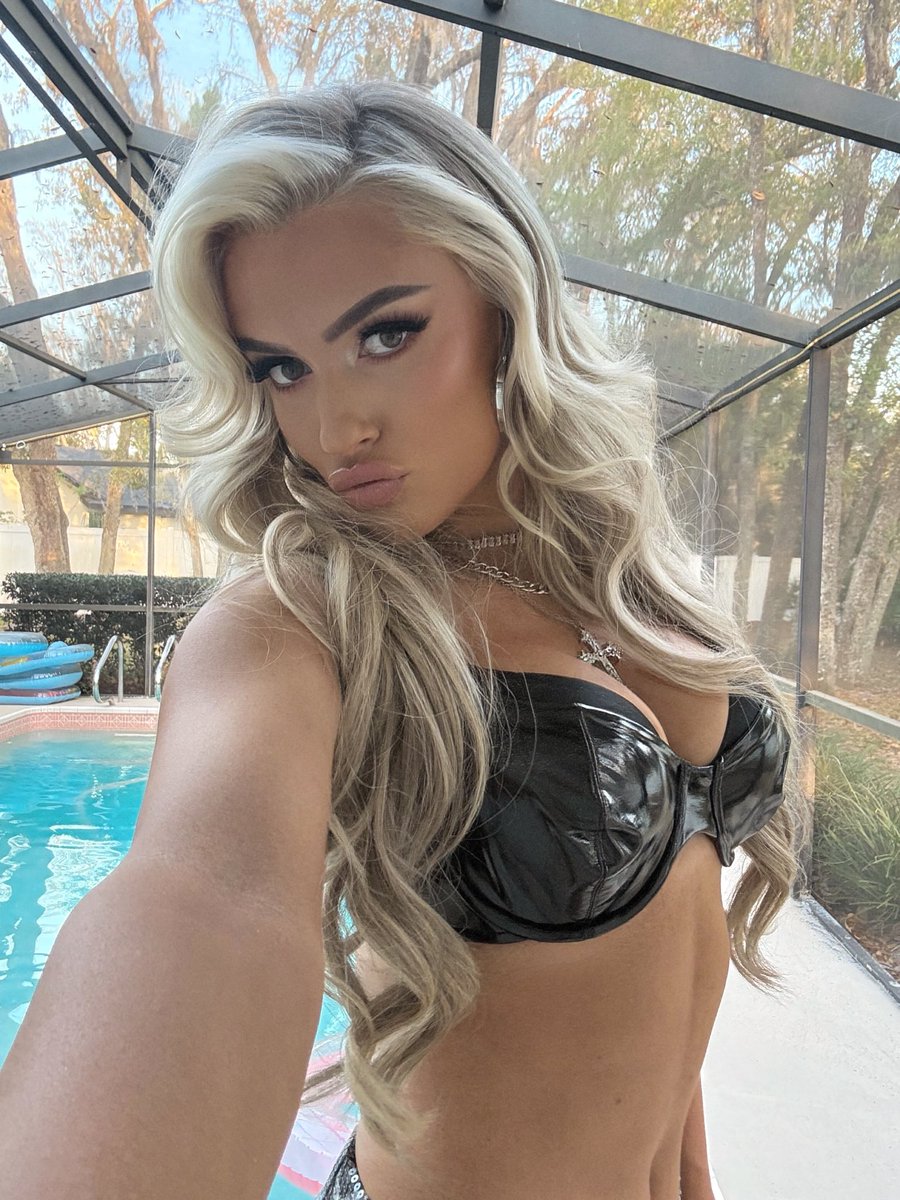 HotFemaleWrest's tweet photo. Blake Monroe!!! 🥰🥰🥰 https://t.co/8mOI22LKE1