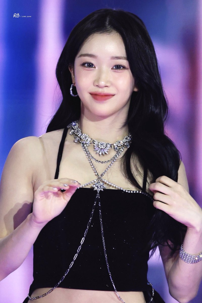 𝐑𝐁 tweet media