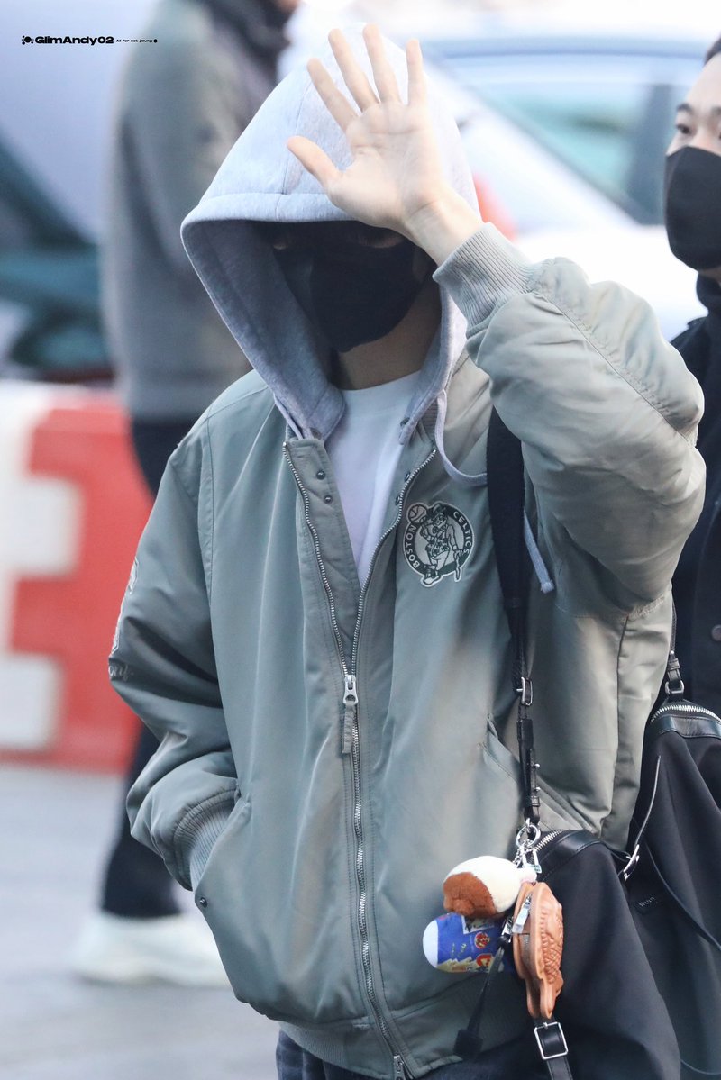 GlimAndy02 tweet media