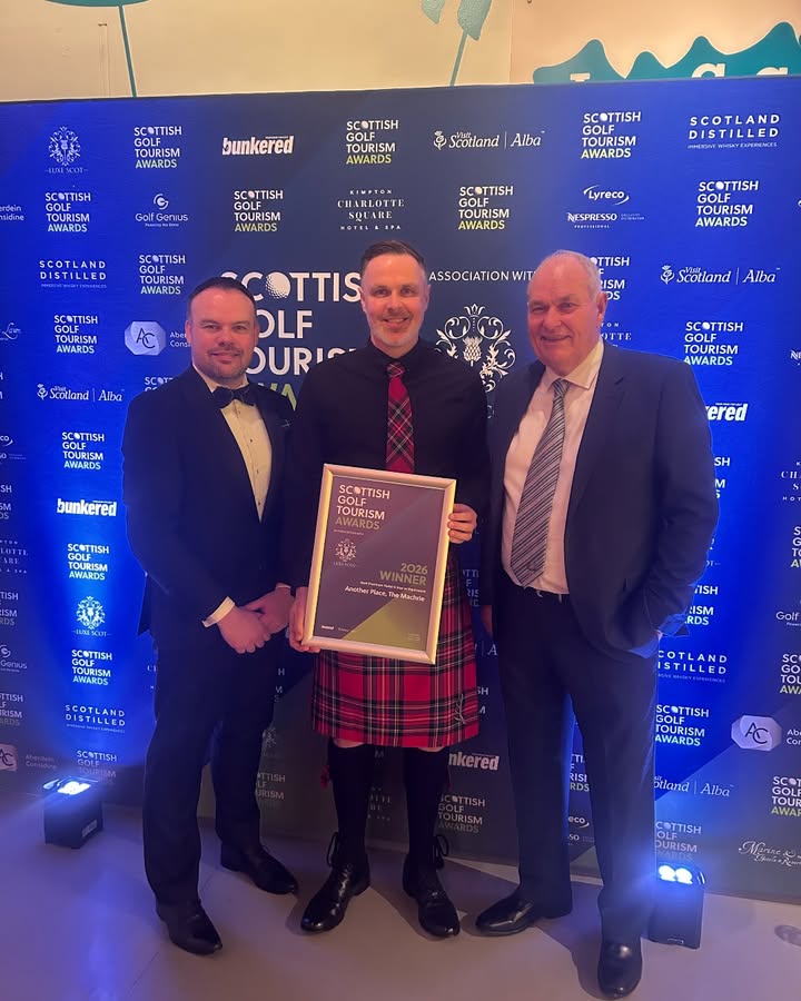 The Machrie tweet media