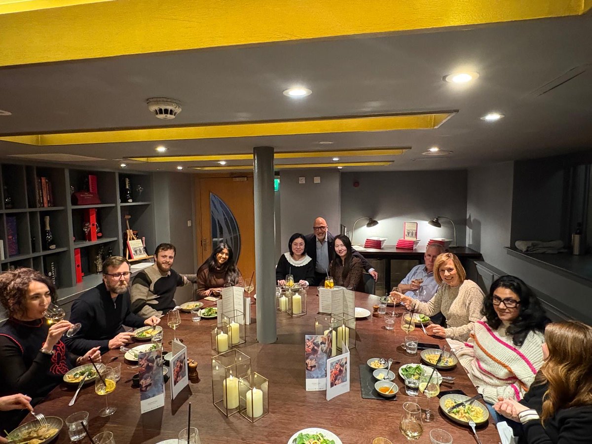 ContiniBites tweet media