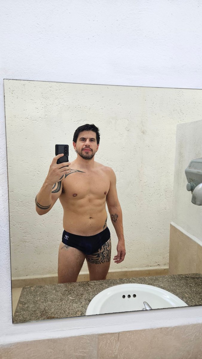 Fares 👽 tweet media