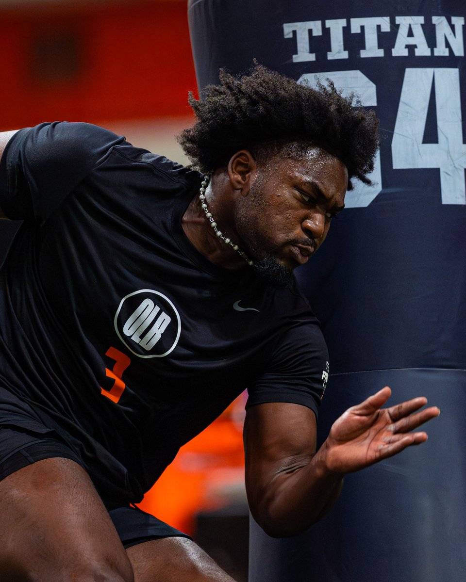 Illinois Football tweet media