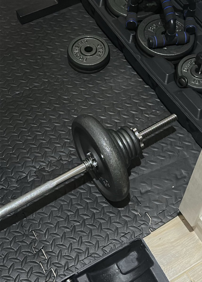 سارَّة المبارك tweet media