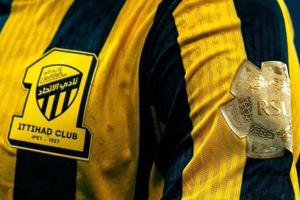 تركــي tweet media