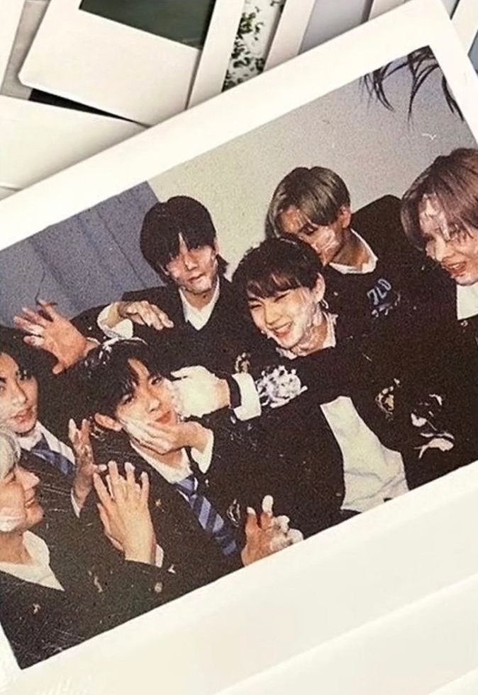 oncentifica's tweet photo. @fetyluv @BELIFTLAB HEESEUNG IS NOT OPTIONAL. Erasing him undermines ENHYPEN's identity. Creative freedom must never cost the whole team. Fans demand seven members remain intact. 

DO NOT REWRITE THE FATE OF ENHYPEN
#BEACCOUNTABLE_BELIFT
#ENHYPEN_IS_7 
#HEESEUNG_STAYS https://t.co/0R35smzydU