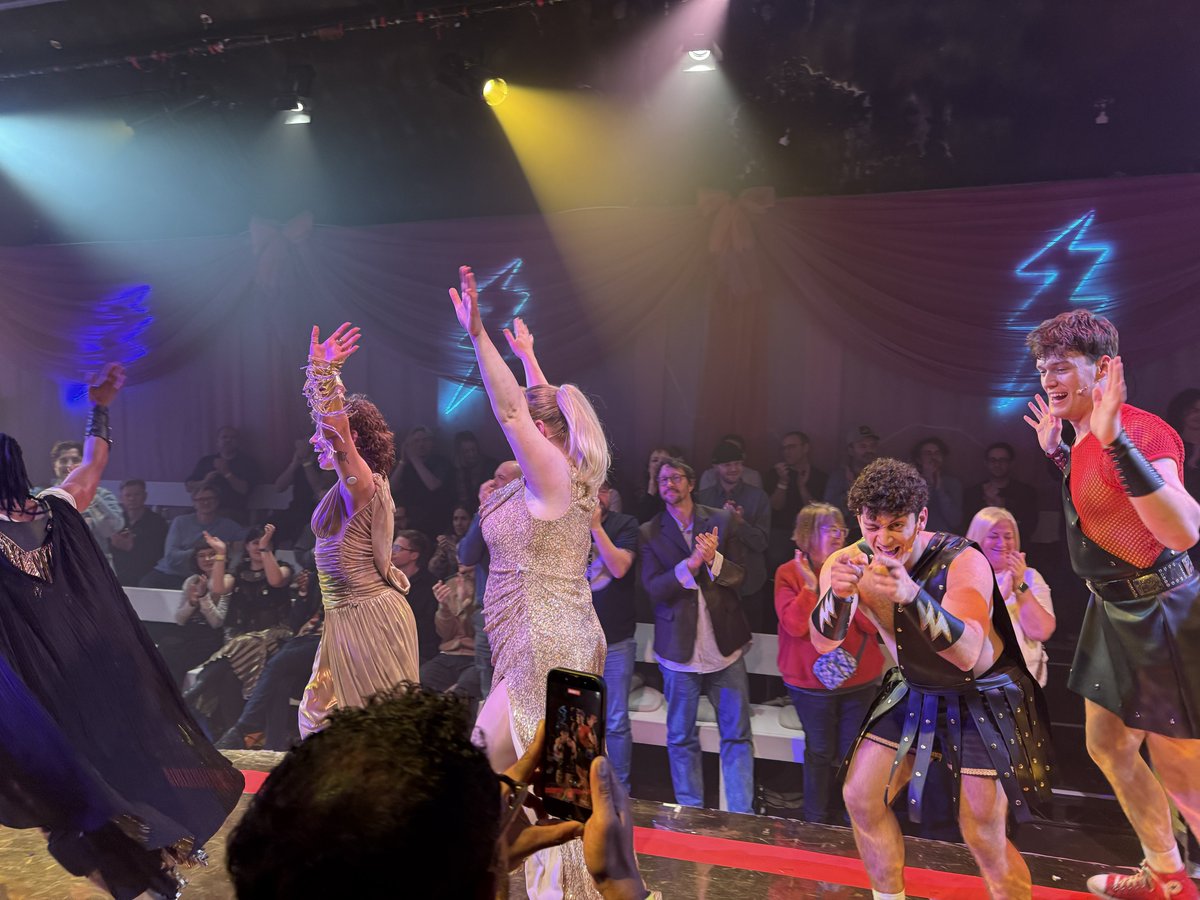 musicaltalk's tweet photo. Saw ANCIENT GREECE tonight! A fun parody of Grease - moved to Ancient Greece - with some fun cross overs and some fun parodies.  But - not really sure for whom this show belongs?! 

Niche is the word! 

The cast were great, but it’s a bit too long for the story it tells! https://t.co/gS4FKbYtB1