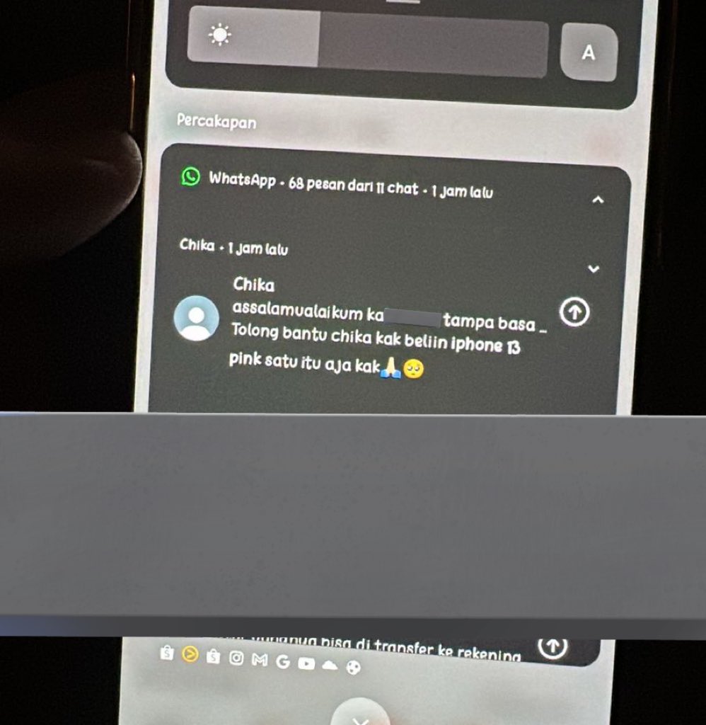 Prilly Riscacaa tweet media