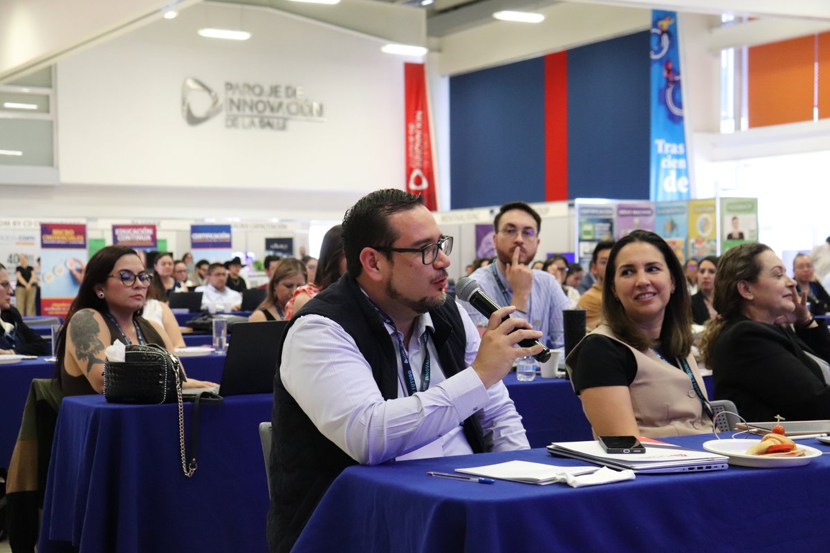 La Salle Bajío tweet media