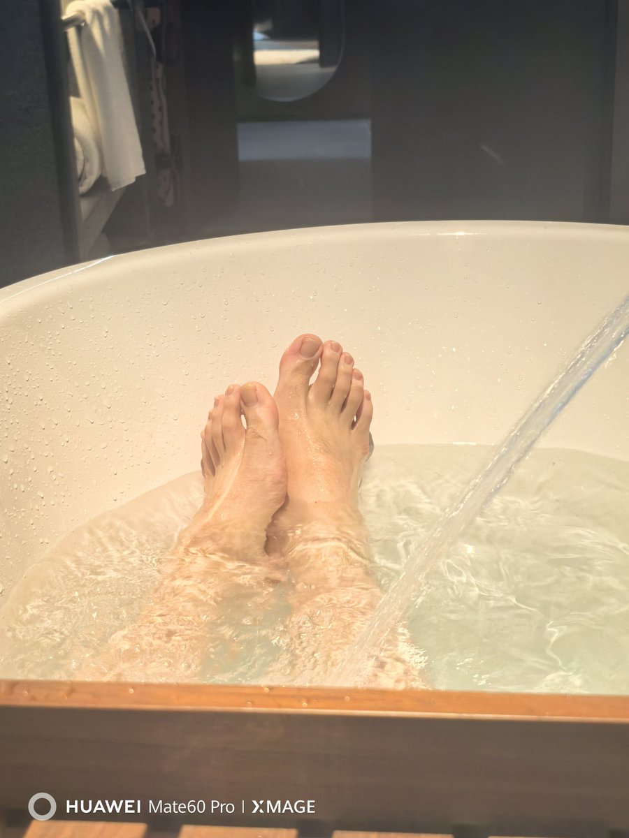 小张同学 tweet media