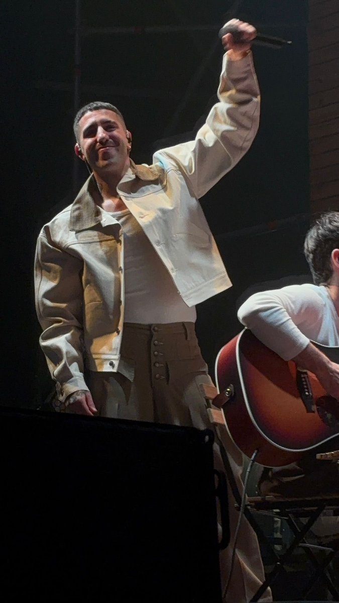 lisaaflin_ tweet media