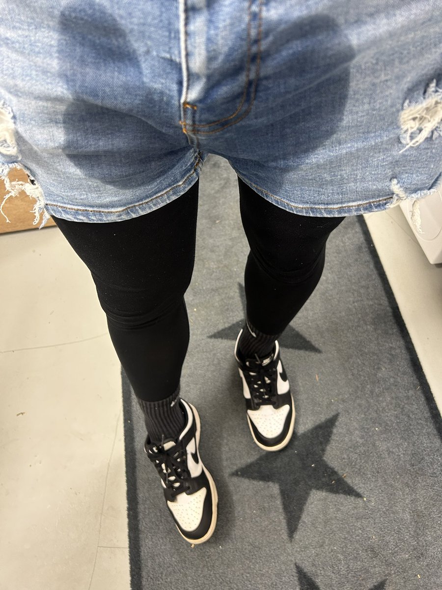 Wetguy1998 tweet media