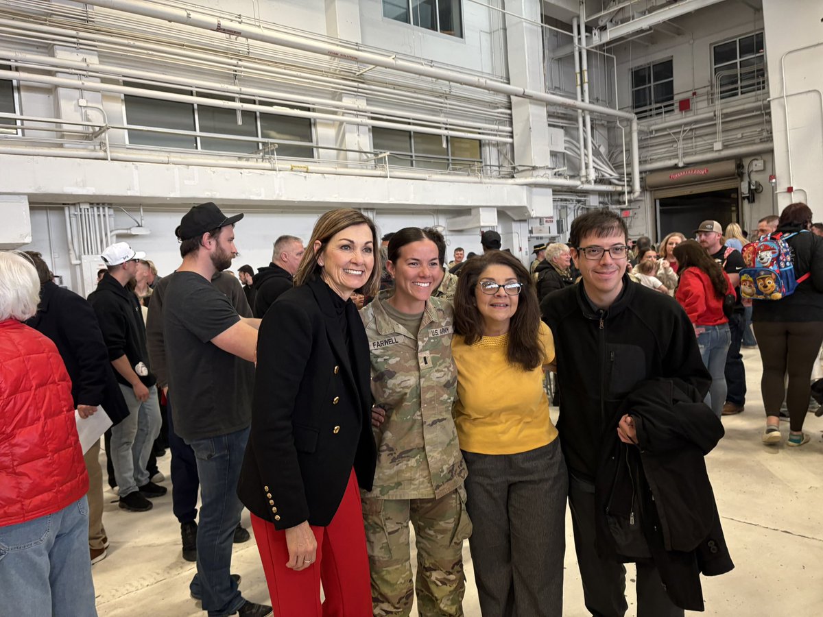 Gov. Kim Reynolds tweet media