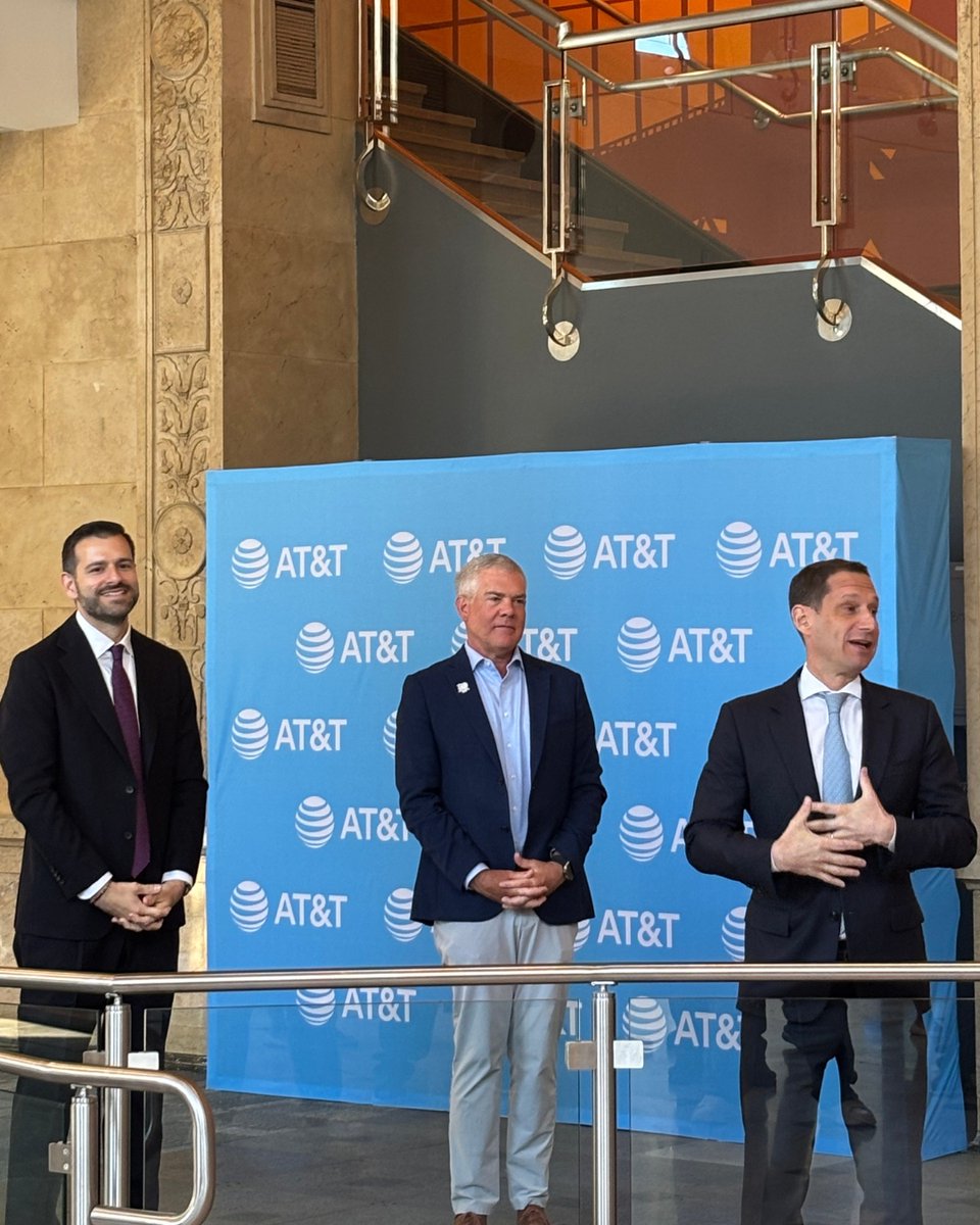 San Francisco Chamber of Commerce tweet media