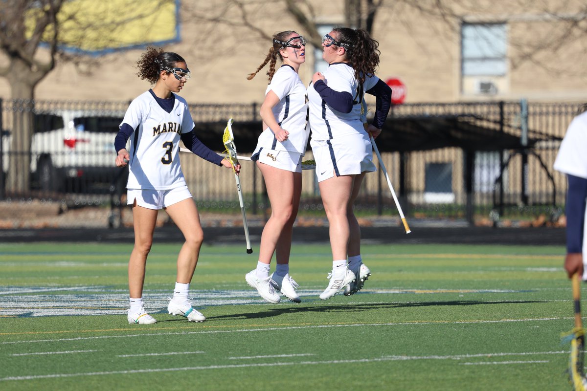 shots from today's lacrosse matchup

🔗: muknights.com/galleries/wome…