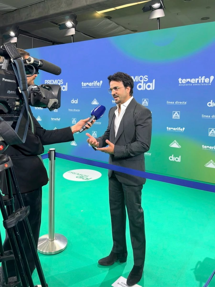 Luis Fonsi tweet media