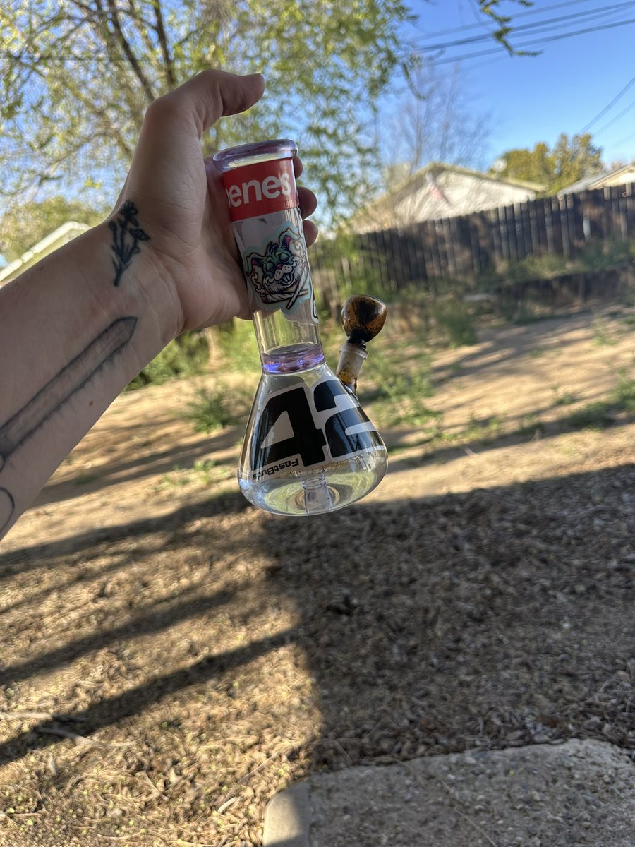 •mᥱᥣ᥆ძᥡ• tweet media