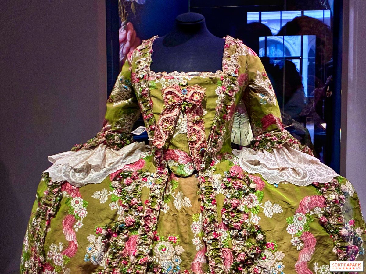 BTC2XRP's tweet photo. Time-travel to Enlightenment Paris at Palais Galliera! ✨

From March 14 to July 12, explore “Fashion in the 18th Century: Heritage and Fantasy,” an exhibit showcasing the elegance and innovation of women’s dress 👗🔍. #ParisFashion #FashionHistory https://t.co/oprUkMJ8Xj