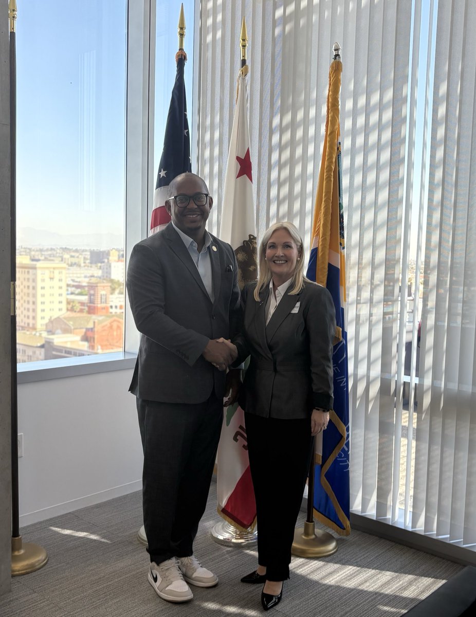 Consulate General of Ireland, Los Angeles tweet media