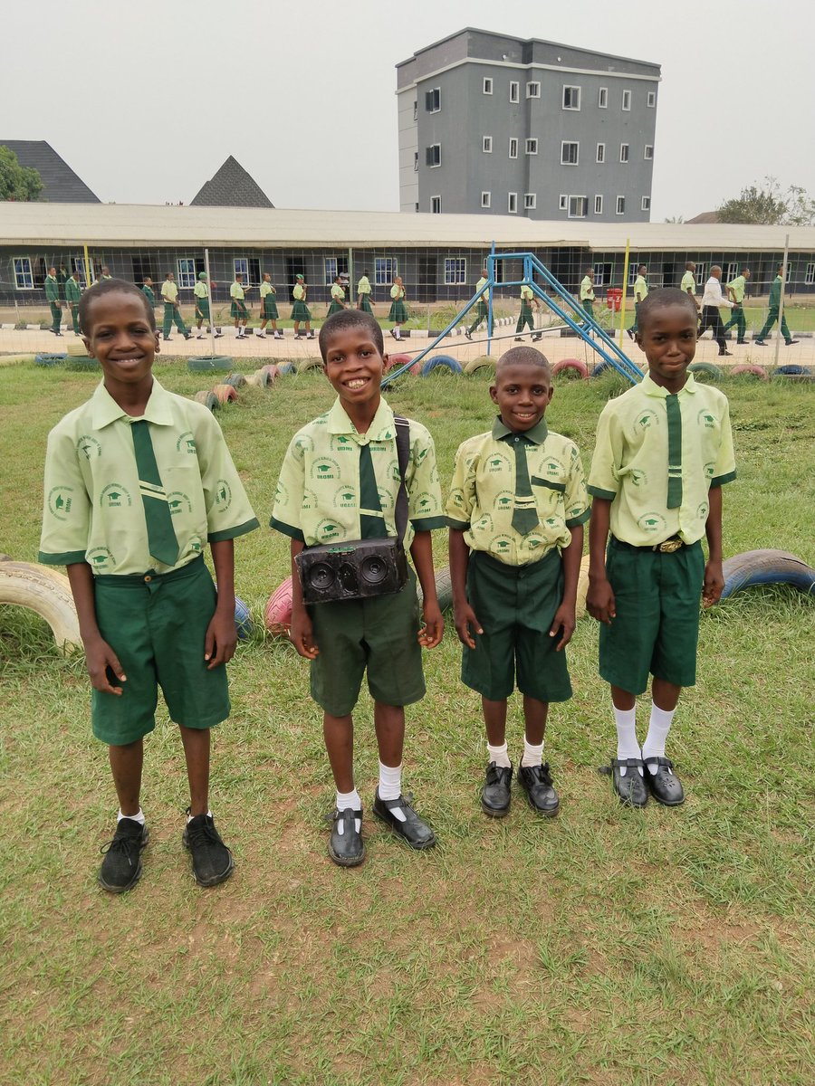 ocplinks7's tweet photo. The Bluetooth speaker team (Team Sound wizards) played and vibed to our school anthem using their Bluetooth speaker, it was such an interesting moment. https://t.co/hqc17TuhWa