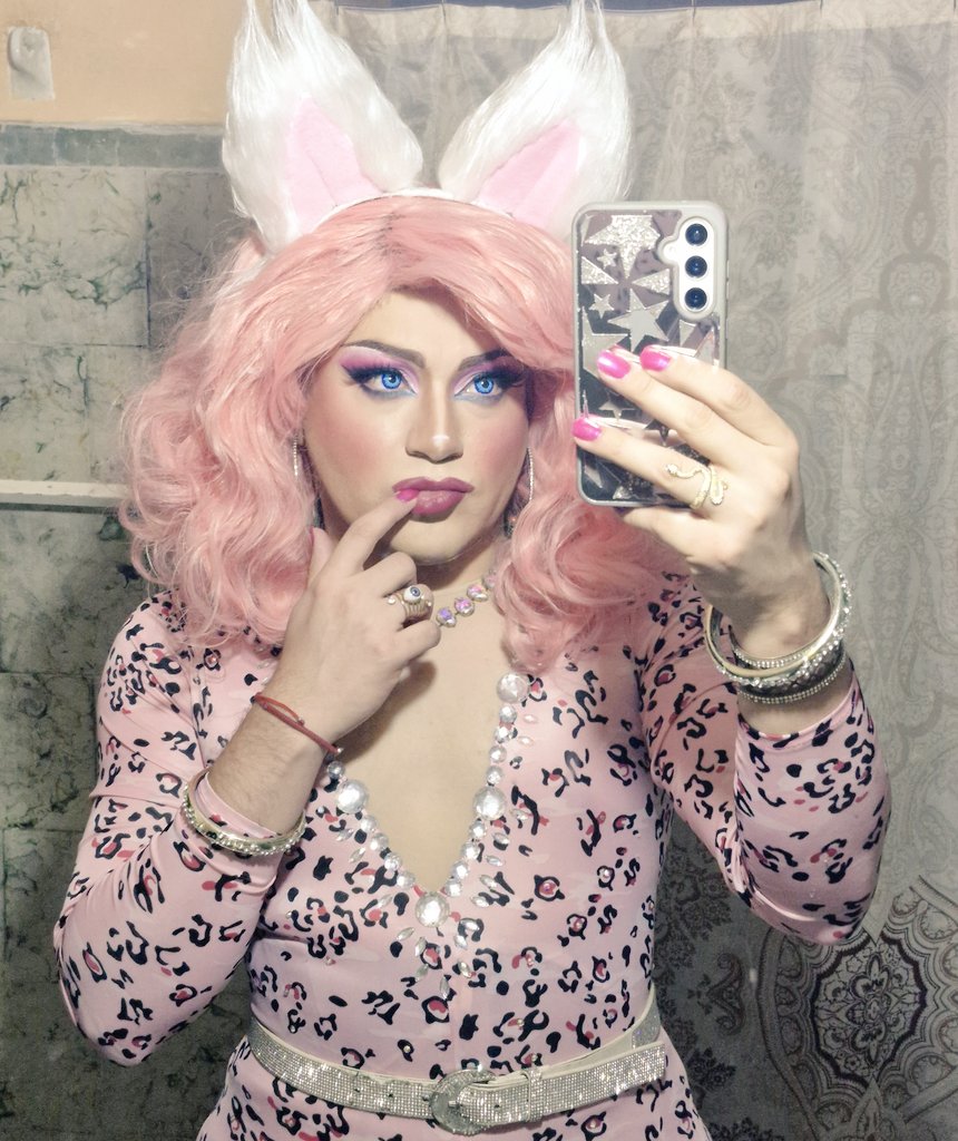 ReeyDavvid's tweet photo. Therian en celo así es.

#slp #show #travesti https://t.co/tn2E6RUj4P