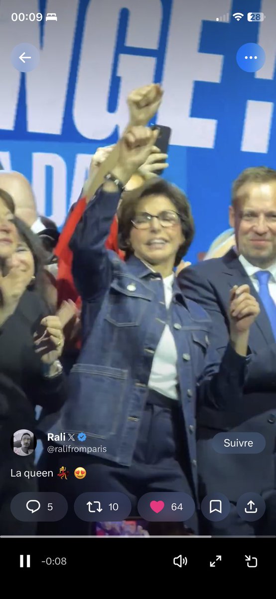 🕺🏼💃Ambiance de folie pour le meeting de <a href="/datirachida/">Rachida Dati ن</a> ! 🚀
Campagne heureuse 😀 
Campagne victorieuse ✌🏻
#ParisVaChanger