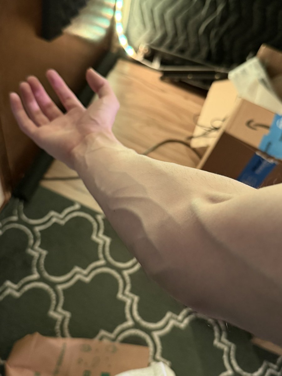 senz 🔞 tweet media