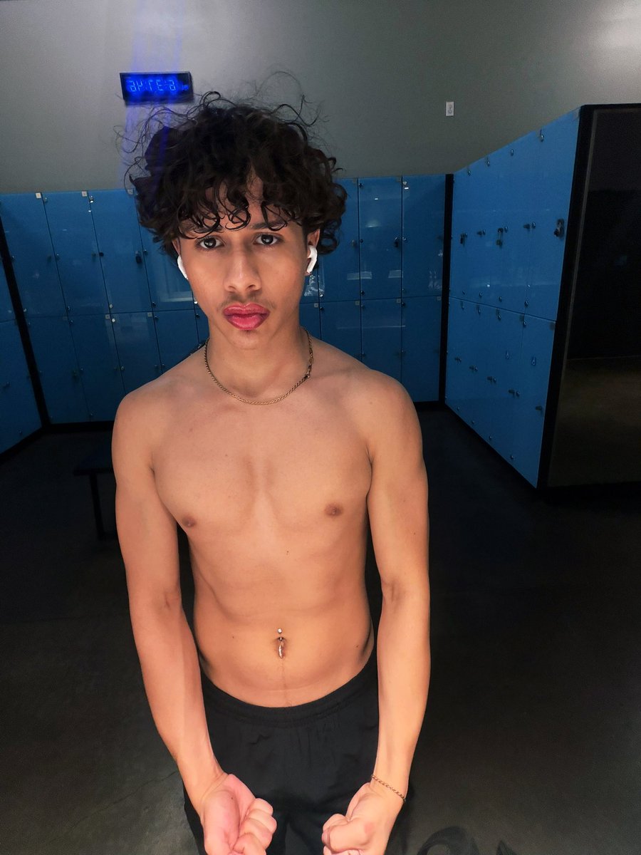 Itsixaiah tweet media