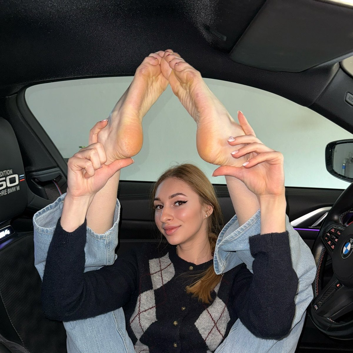 Casualfeet tweet media