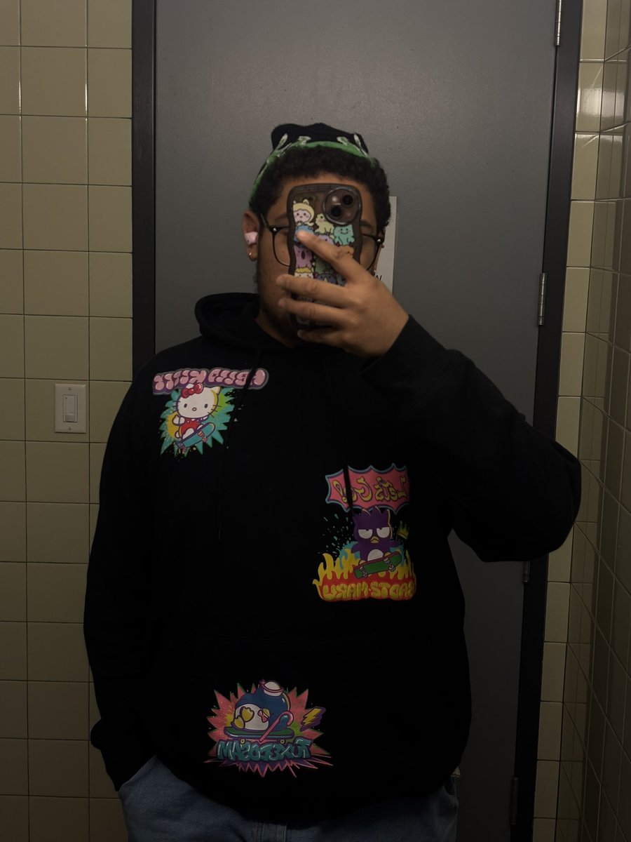 ajsunivrse's tweet image. #hellokitty 🥥💞