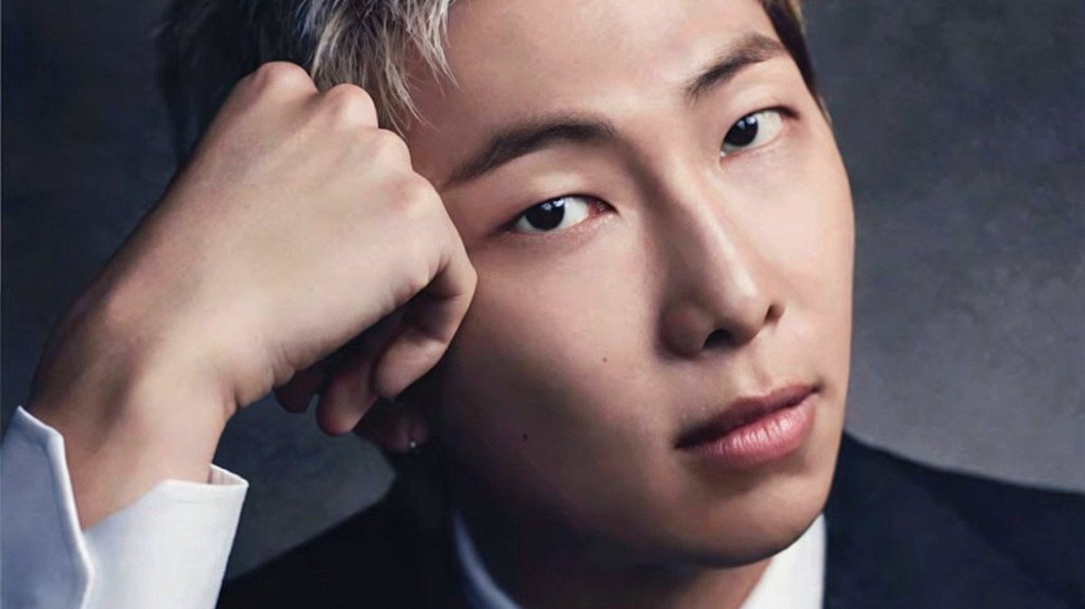 nyhsjtjbts's tweet photo. kim namjoon https://t.co/kjSWQS1GgU