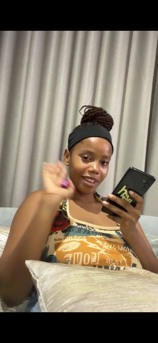 Man’s NOT Barry Roux tweet media