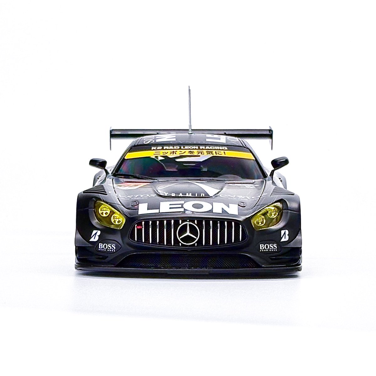 aircondition112's tweet photo. タミヤ LEON CVSTOS AMG GT3
完成しました！🥰
初めてのSGTマシンです。
CVSTOSキットはプレミア付いてて買えないので、無印キットとLB Production製のデカールとホイールを使っています。足りないパーツは自作ででっち上げました。
カッコいいっすね😁

#LBProduction
#TAMIYA https://t.co/bTk7t1JAQA