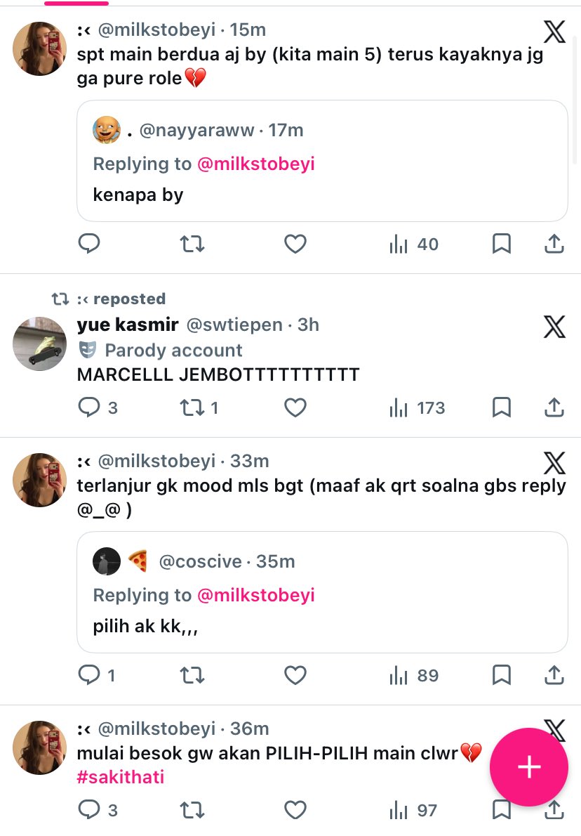 jxhat's tweet photo. halo. di sini aku gaada niatan drama sama sekali yaa. 

cuma mau share ini kronologi awal ya, habis ini aku gabakal ikut serta lagi permasalahan yang terjadi. 

awalnya kak xizion sama vie, ngajak CLWR, terus aku rep untuk isi gold… awalnya fine fine aja karena teamnya snowball. tapi di mid game, indihome kak vie berulah yang bikin dia jadi lag dan reconnecting.. 

terus keadaan game jadi kebalik. hanzo sama arlot juga keburu jadi dan sayang sekali kalah.. 

habis itu aku mau minta maaf tapi udah bubar duluan, karena gabisa dipungkiri  jika memang in fact KDA aku buruk dan sampah banget 😔😂

PICT 1: awal mula persindiran, aku ngrasa gapapa banget, hak beliau untuk lebih selective. aku ga merasa tersinggung juga

PICT 2 & 3: isokeey bangeettt karena emang mathil sama nolannya yang dapet gold title, sedangkan 3 lainnya dapat silver termasuk aku.

PICT 4: di sini aku ngrasa udah personal, karena aku terkesan dipojokin sebagai goldlane.. terus aku pikir perlu klarif, aku mati 10 juga bukan mati konyol kok.. damage aku juga lumayan tinggi.

sekali lagi, aku gaada niatan buat drama yaa… aku gaada niatan mau jelekin Kak Caca juga.. maaf banget..

Last but not least, maaf untuk Kak Caca karena aku jadi salah satu penyebab WRCL kamu jadi rusak. Kita emang mutual tapi aku juga ga terlalu suka kalo disindirnya beneran ketara banget :(