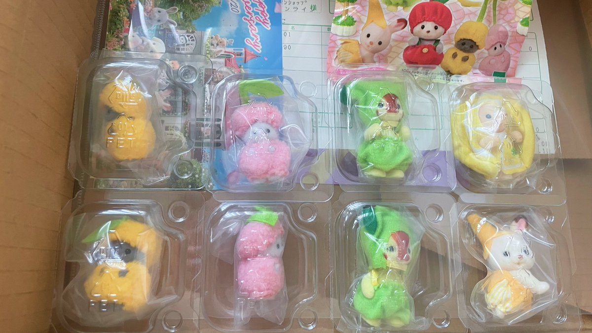 nanasechi_'s tweet photo. 無事帰宅したのでフルーツパーティ開封しました🎁！！
ハス🍎ちゃん不在でコンプにはならなかったけどさくらんぼちゃんズが可愛すぎて大満足🤦‍♀️✨️ https://t.co/kToZtPdOtn