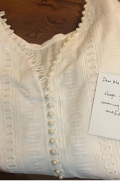 ThreadsWerindia's tweet image. 👗🌸 Chic &amp;amp; traditional! 
5 stylish potli button necklines to elevate your kurta &amp;amp; kurti look.
👉 buff.ly/aEYT1Yu

#EthnicFashion #KurtaStyle #Threads #WeRIndia