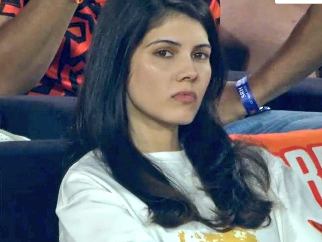 OM Hindi tweet media