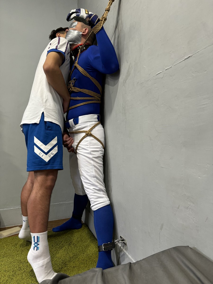 白色的阿極 3/28-4/4 上海 tweet media