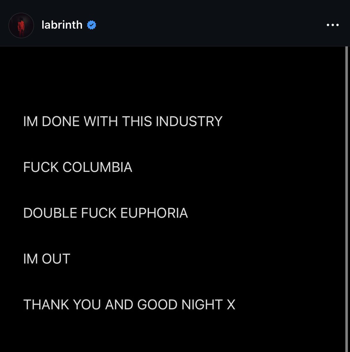 DavidPuentesSoy's tweet photo. QUÉ LE HICIERON A LABRINTH??? https://t.co/Bvbx9GUWDD