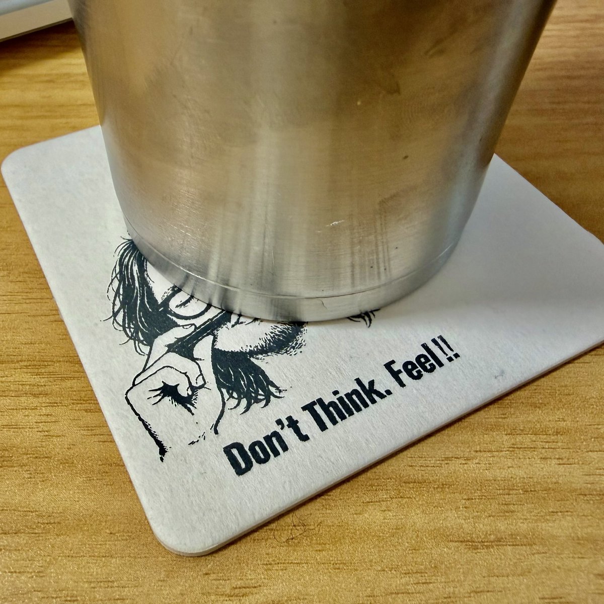 先日 <a href="/akinaga/">akinaga /SODA inc(スニダン)</a> さんにコースターもらったんで、遠慮なく使わせていただきます…ね…？だいじょぶそ…？