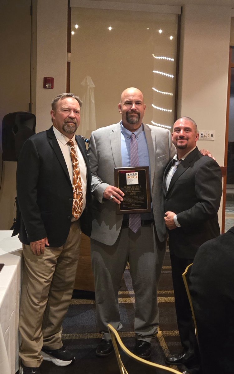 Chris Fore tweet media